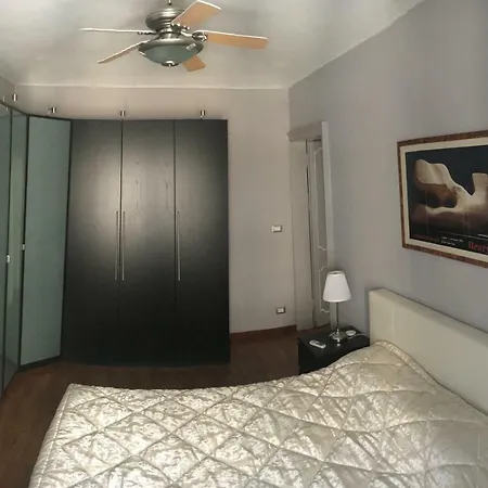 Studio In Grigio *